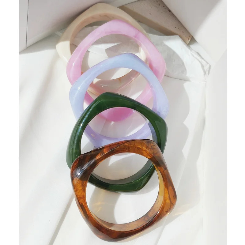 Korean Retro Color Wave Wide Version Square Acrylic Resin Bangle Bracelet for Women Girls Party Travel Jewelry HANGZHI 250225