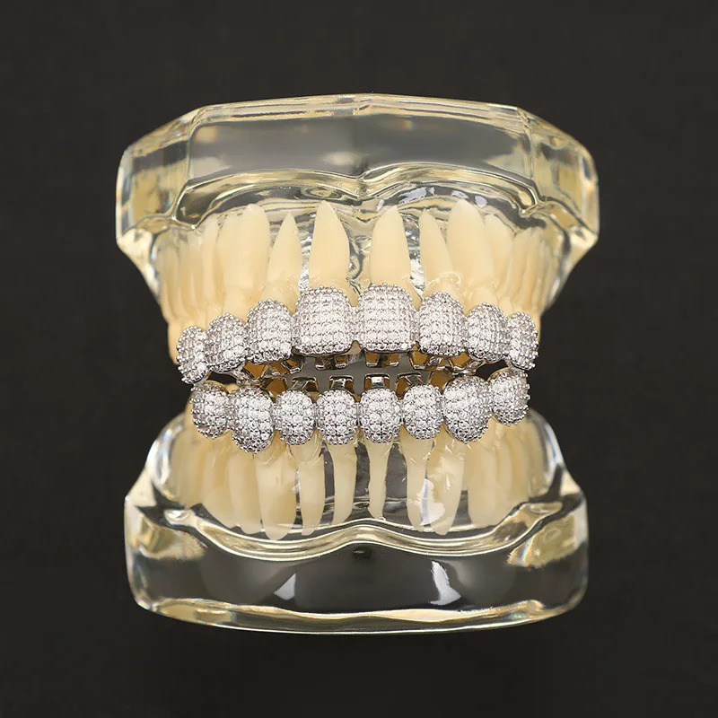8/8 teeth HIP HOP Teeth Top Bottom Grills Set With silicone Real Shiny Tooth Sets Gift 250220
