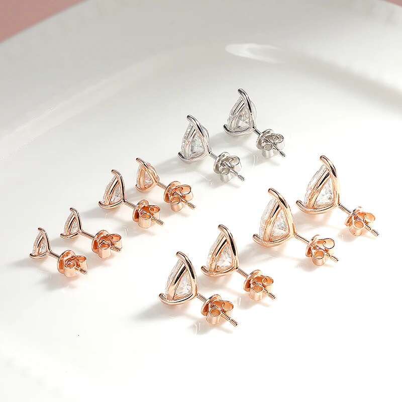 Smyoue 0.5CT 1CT Pear Cut Certified Moissanite Stud Earrings for Women 100% Sterg Sier Plated Gold Wedding Jewelry