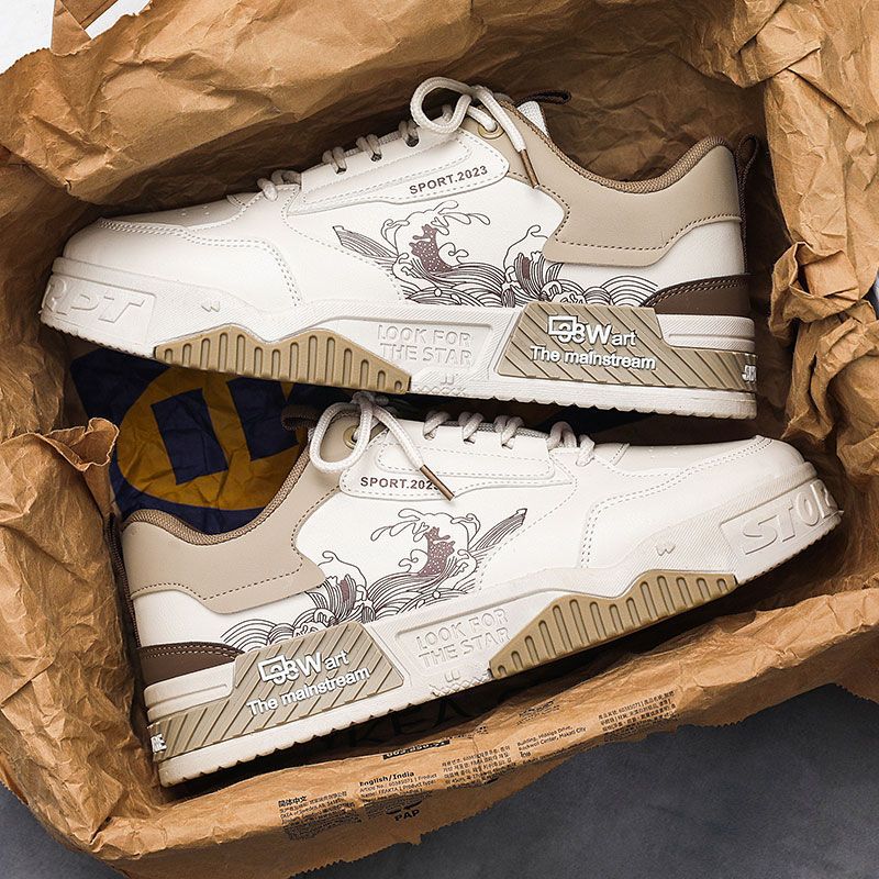Men's shoes Spring and Autumn 2025 new small niche thick sole small white fashionable shoes summer burst sports all casual board shoes