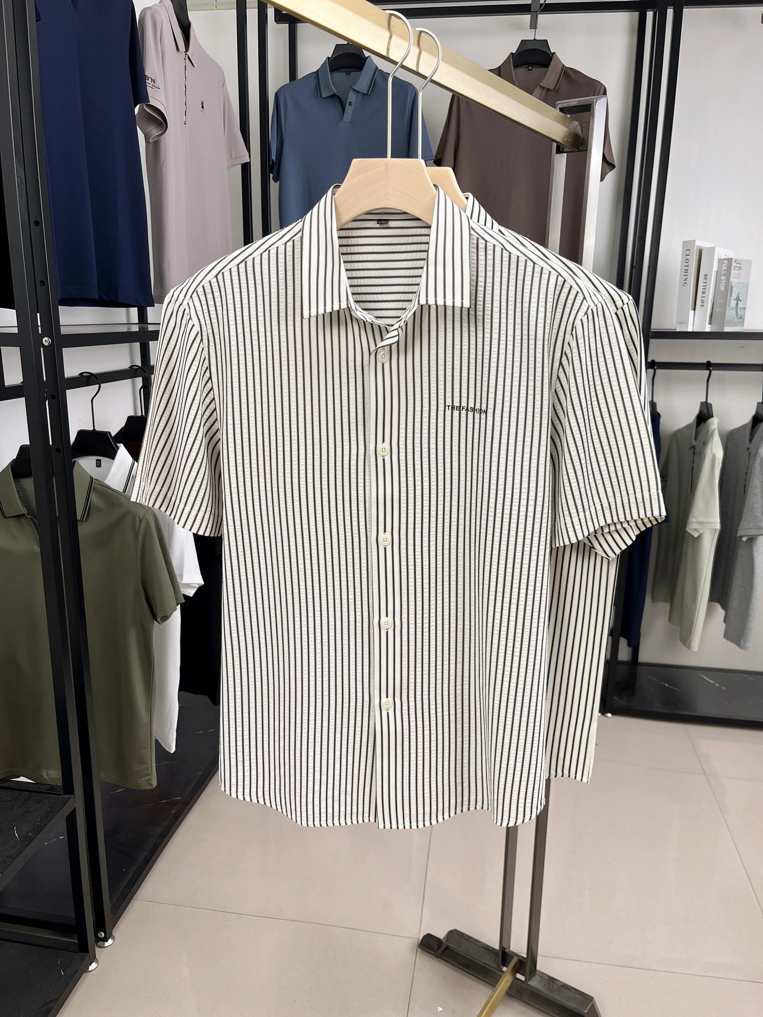 unique vertical striped mens short sleeve shirt summer 2025 fashion letter printed casual comfortable mens clothing 250226