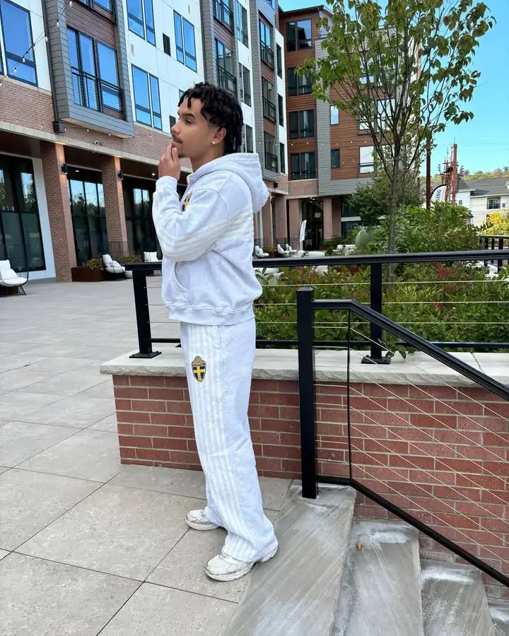 Mens striped zipper hooded sweatshirt twopiece set Y2K Harajuku ed oversized drawer pants 250226