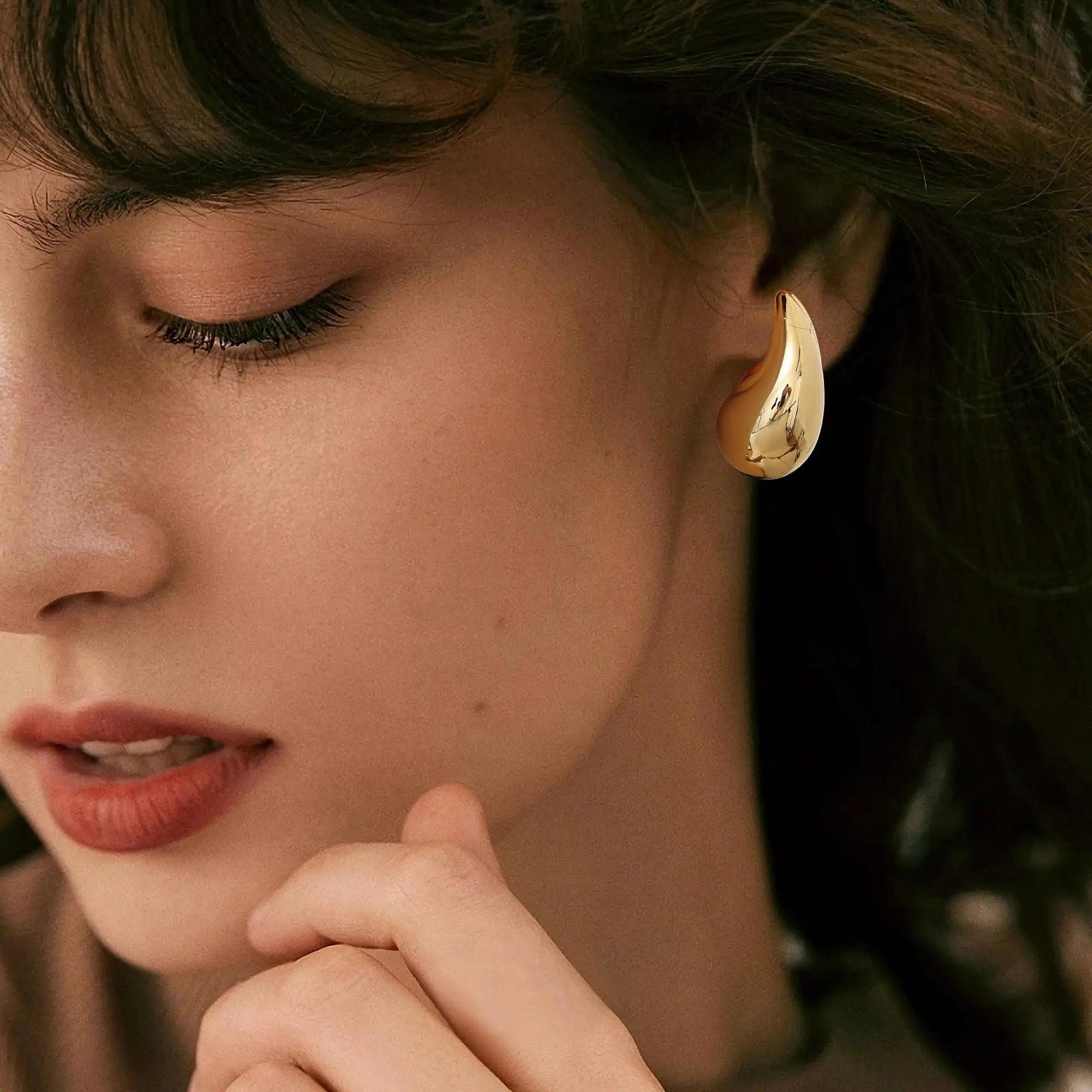 Shevalue Women Gold Teardrop Earrings Lady Chunky 14K Gold Plated Simple Water Drop Shape Earrings with 925 Sterling Silver Post 250225