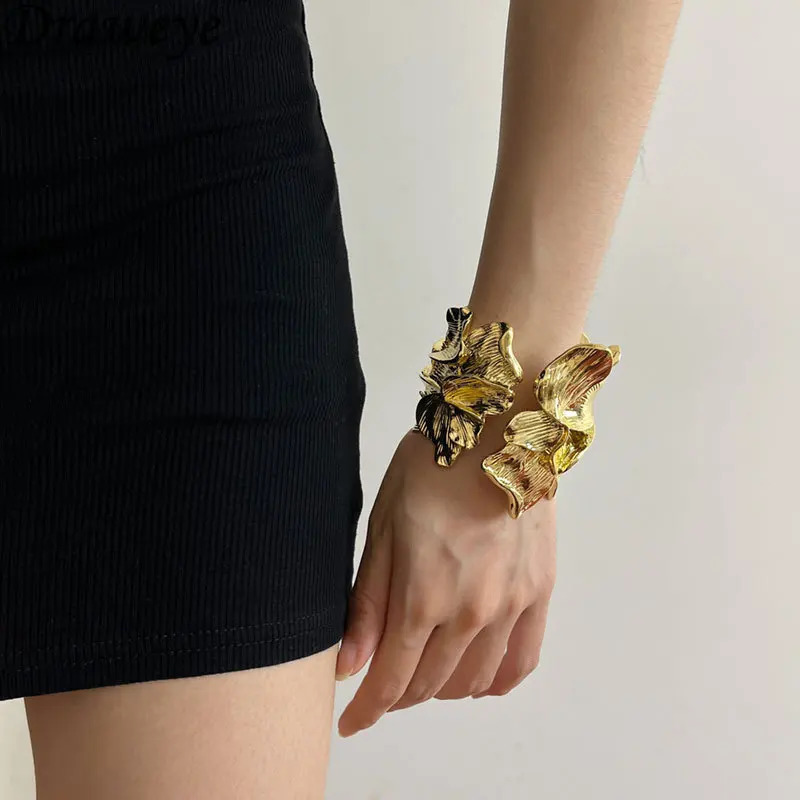 Draweye Flowers Bracelet for Women Hiphop Punk Style Vintage Ins Fashion Jewelry Bangles Exaggerated Pulseras Mujer 250225