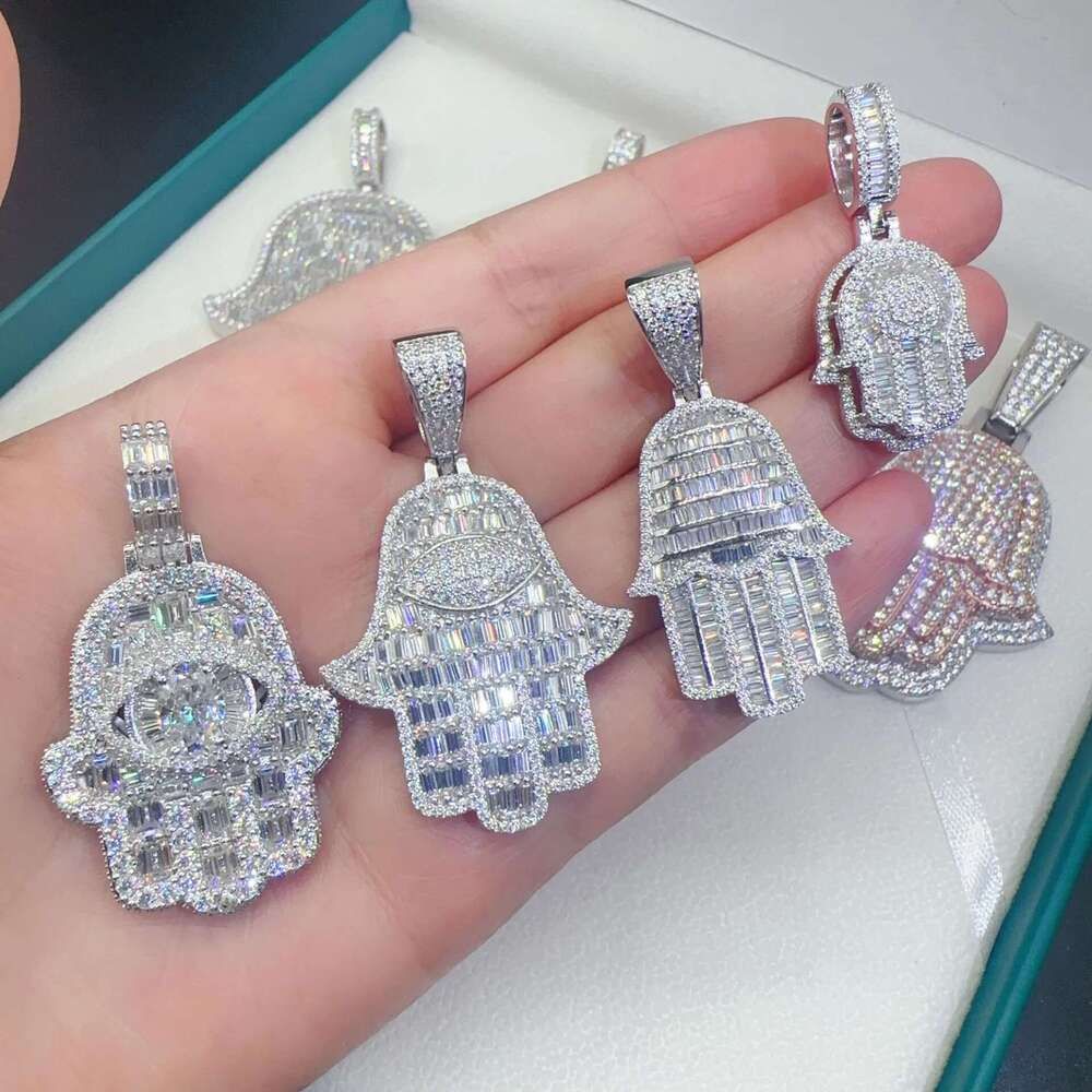 Hip Hop Baguetee Moissanite Hamsa Hand Pendant Sterg Sier Iced Bg Lab Mosan Dia Fatima Necklace Punk Pass Tester