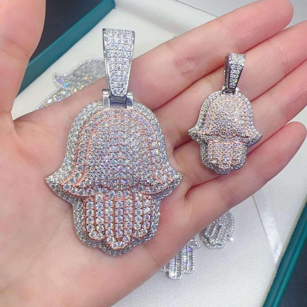 Hip Hop Baguetee Moissanite Hamsa Hand Pendant Sterg Sier Iced Bg Lab Mosan Dia Fatima Necklace Punk Pass Tester