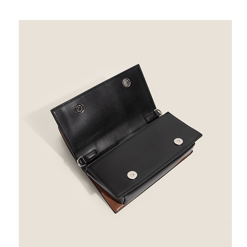 Stylish Ladies' Multi-Purpose Shoulder Bag for Summer Season - Customizable Design with Spacious Storage Options