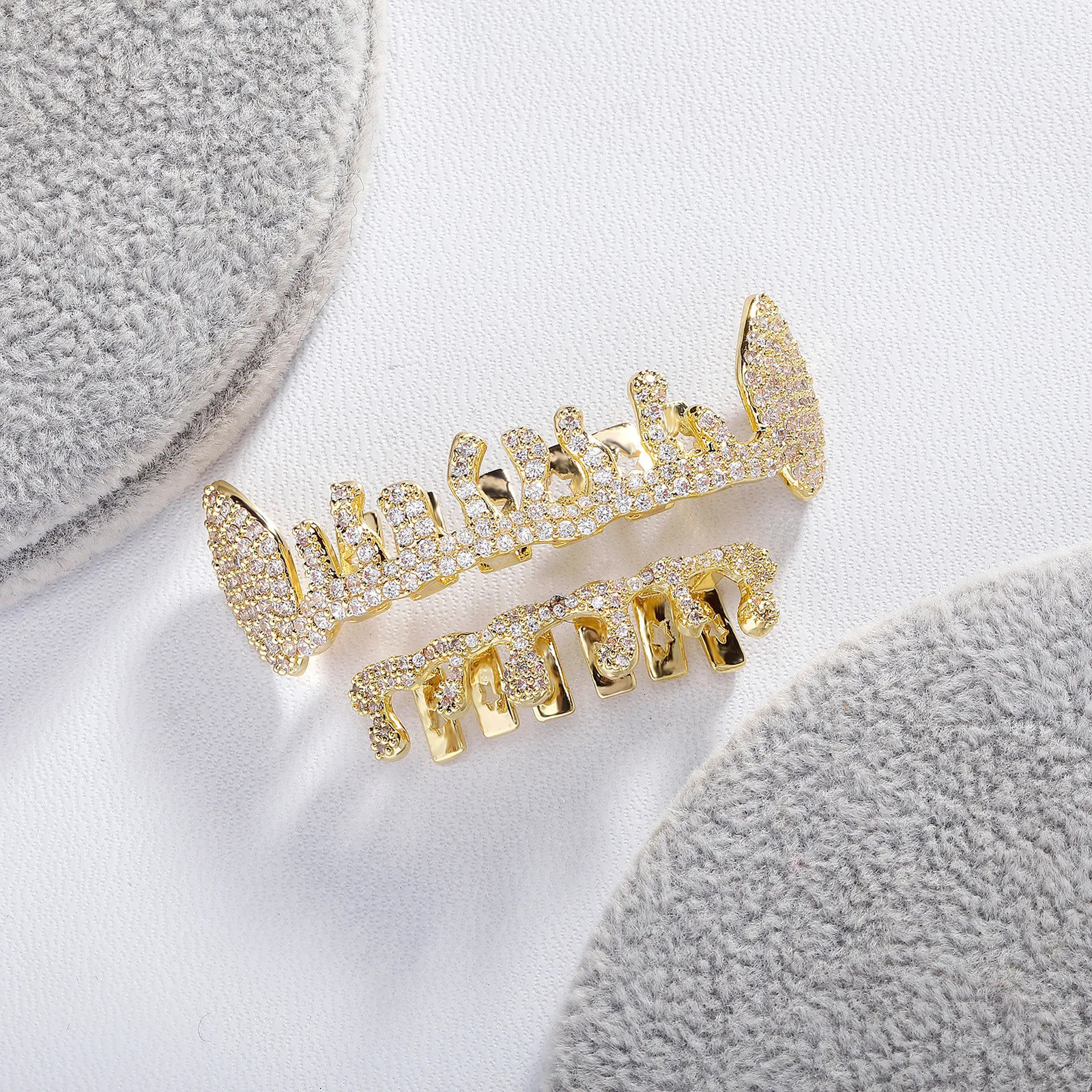 Water Drop Full Zircon Iced Out Teeth Hip Hop Top Bottom Grills Dental Mouth Punk Teeth Caps Cosplay Party TG106 250220