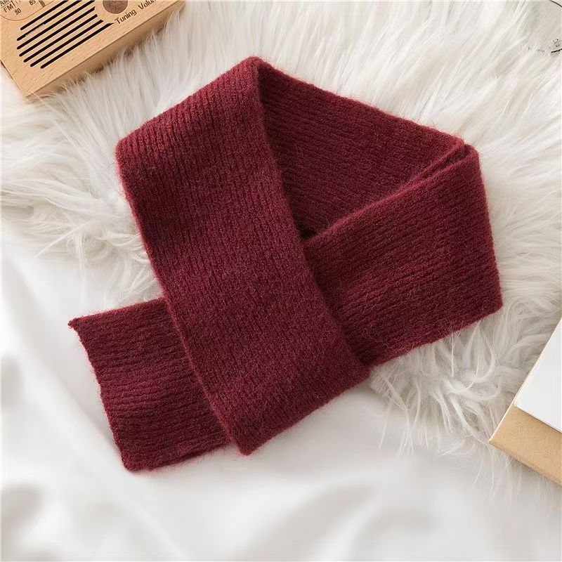T180 new style all-match fashion warm small scarf female autumn and winter Korean version high-grade neck cover neck collar scarf