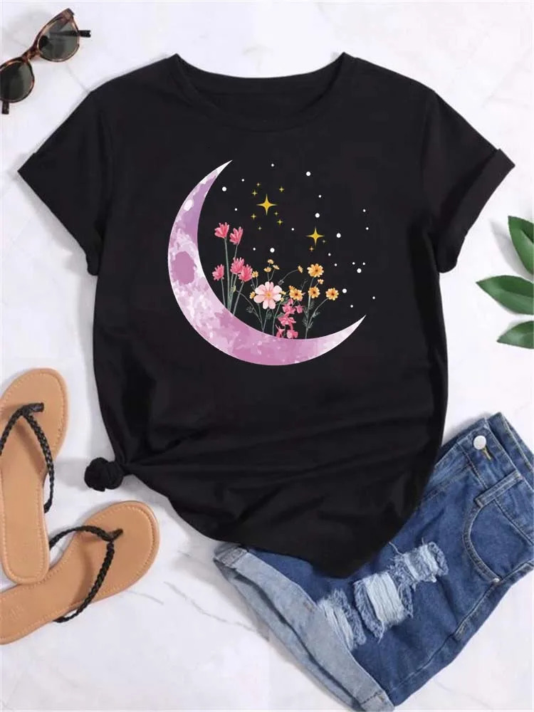 Maycaur T Shirt Women Moon Planet Print Fashion Tee Shirts Casual Round Neck Short Sleeve Streetwear Female T-Shirt Vintage Tops 250226