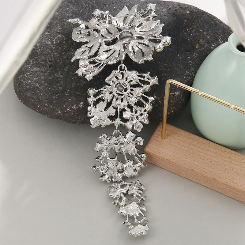 WEIMANJINGDIAN Crystal Rhinestones Large Size Leaves Brooches for Wedding Bouquets 250225