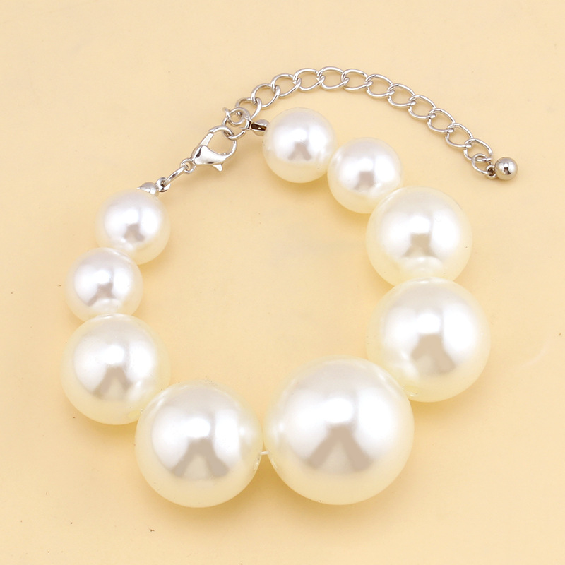 Faux pearl beaded necklace female cold wind simple geometric round beads necklace temperament exaggerated