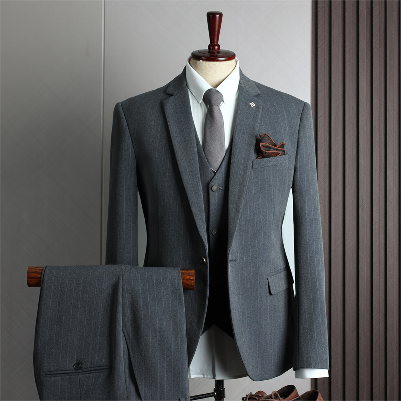 H226Elegant Men's Tuxedo Dress Code Versatile Slim Wedding Suit with Modern Korean Flair