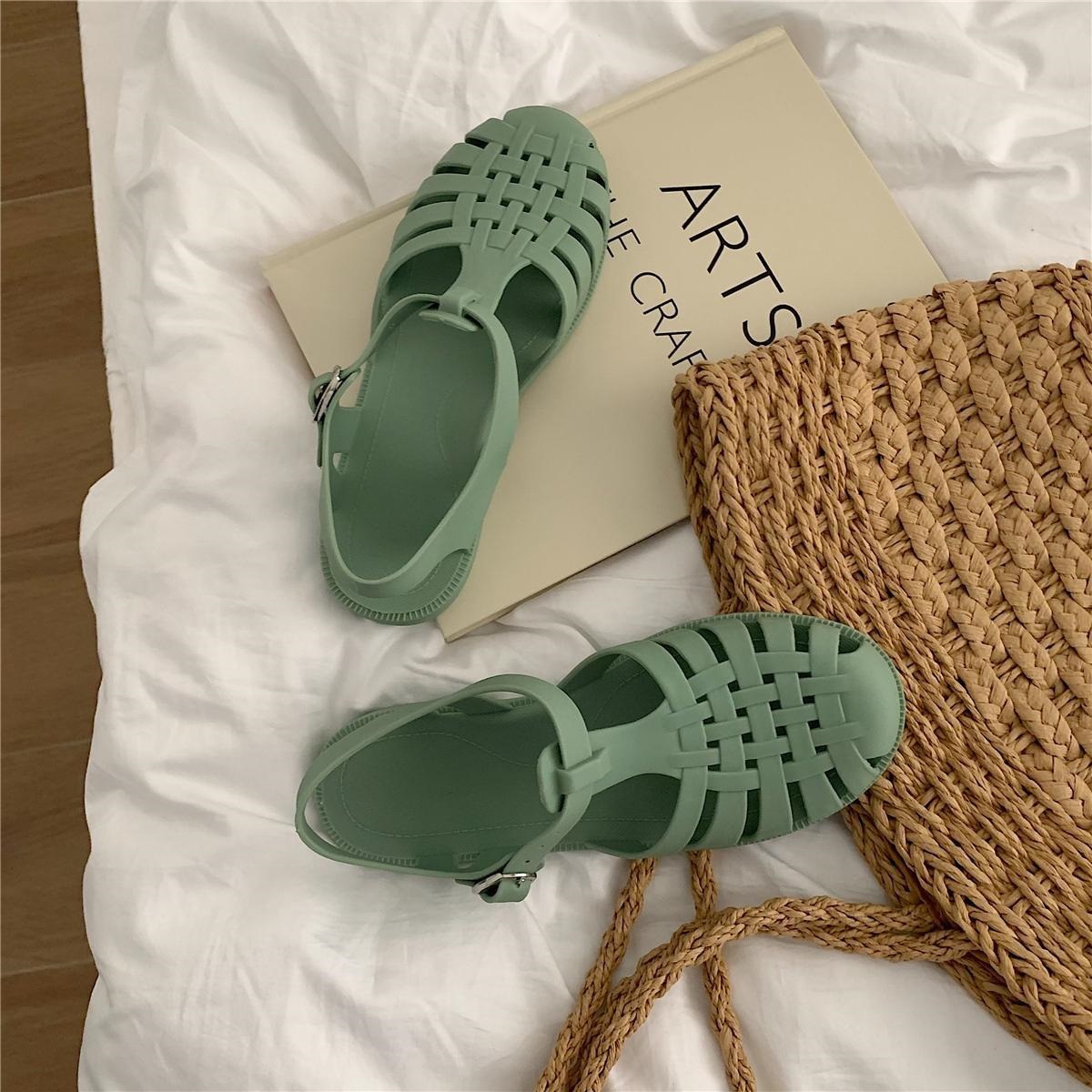 Retro Roman sandals for women summer Korean fairy Wind ins students hollow woven flat jelly shoes 2025