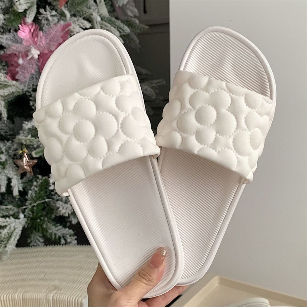 Designer Sandals Women Luxury Sandals And Designer Slippers Outdoor Beach Slides Summer Flats Classic Flat Heel Flats Black White Brown Slides Slipper