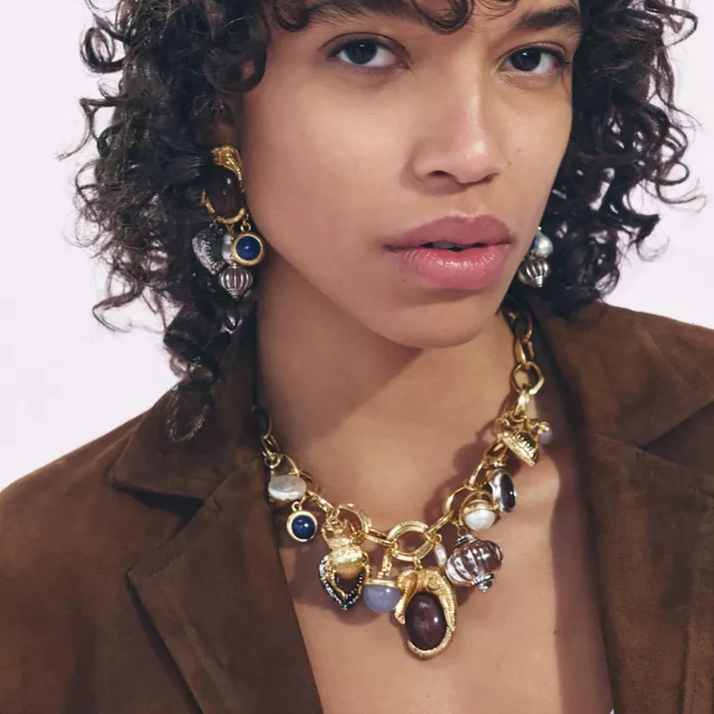 ZAA Luxurious Animal Dangle Earrings Vintage Resin Gemstone Earrings and Necklace Sets Jewelry for Parties and Banquets 250225