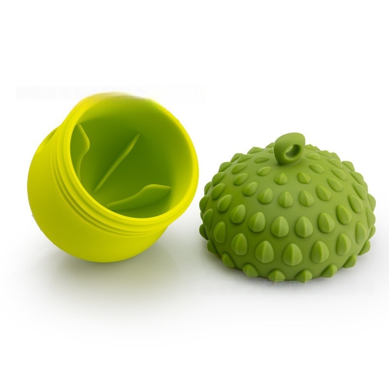 Silicone puzzle leak food hiding device for dogs, berry rocket shaped dog for relieving boredom, licking and grinding teeth