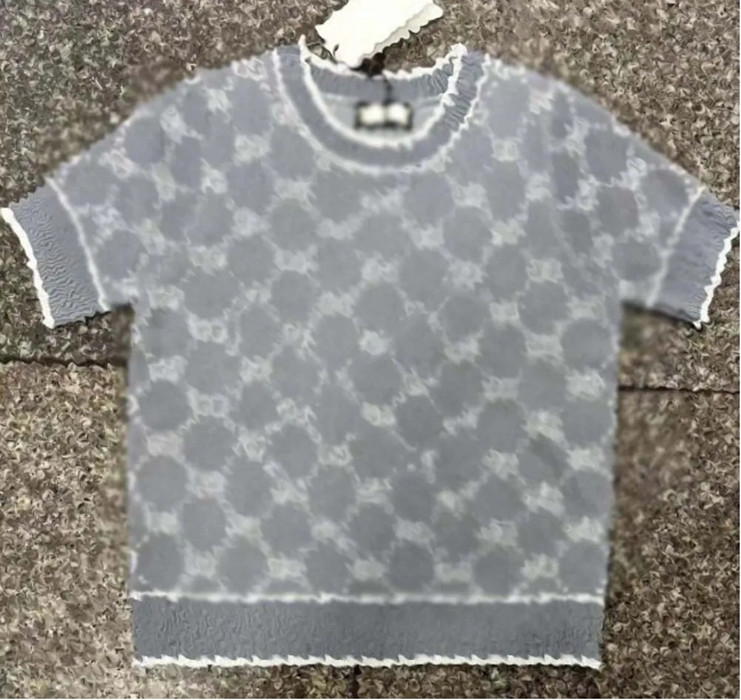 Women's Knits 2025 Spring New Full body Letter Round Neck Slim Fit Women's Short Sleeve Knitted Top