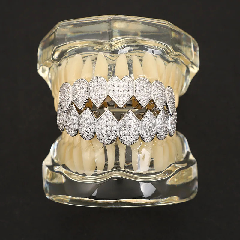 Iced Out Cubic Zircon Irregular Heart Teeth Set Men Women Top Bottom Stone Brass Material Hip Hop Cosply Decor 250220