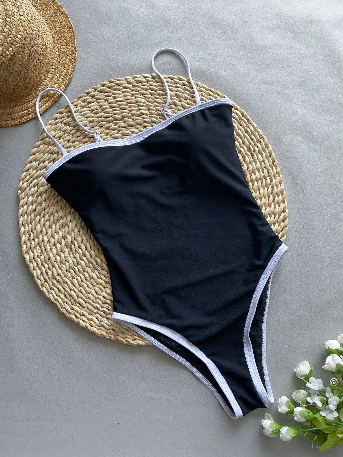 2024 Vintage One Piece Swimsuit Retro Swimwear Women Swimsuit Bandeau Bathing Suit Beachwear Monokini Female Swimming Suits 250225