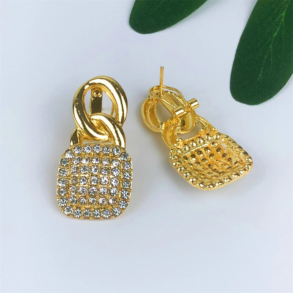 TITI Vintage Women Necklace Bracelet Earring Ring Jewelry Set Minimalist style Fashion 18K Gold Plated Party Jewelry 250221