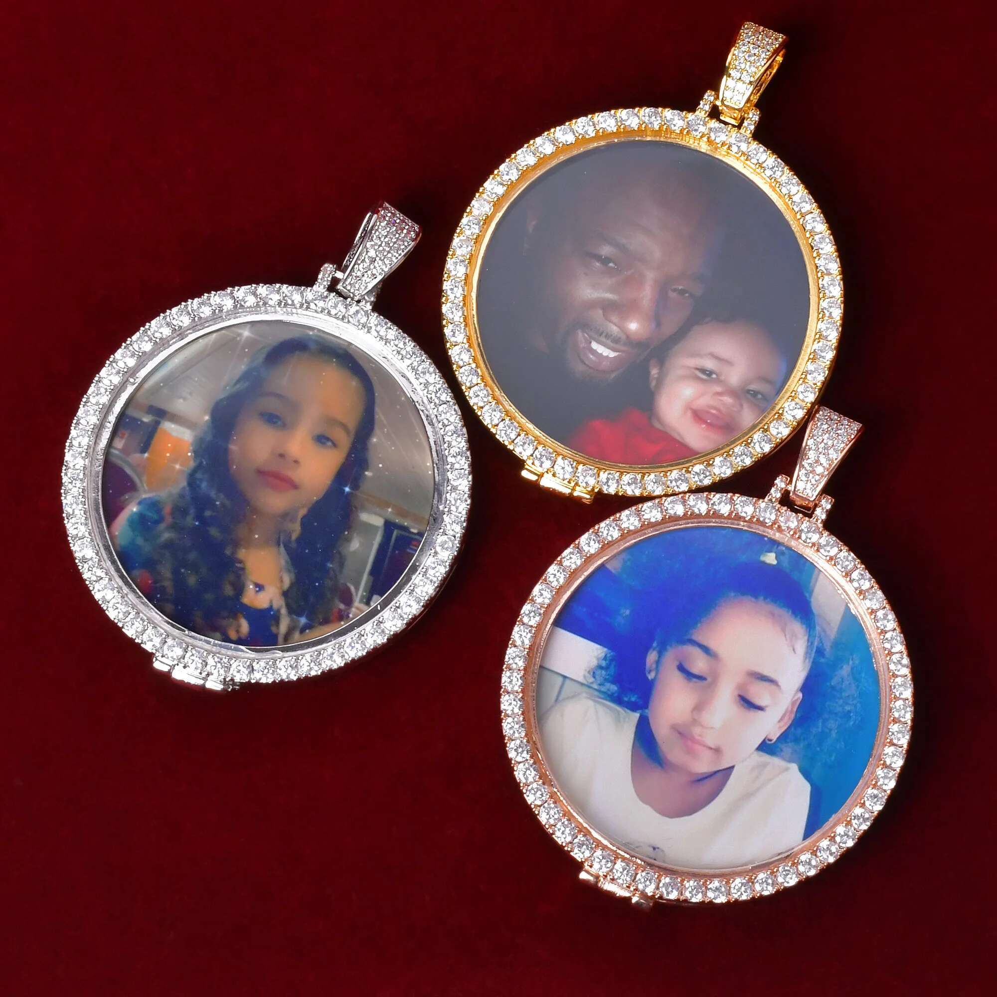 Aokaishen Custom Photo Necklace for Men Picture Memory Medallions Personalized Pendant Hip Hop Fashion Jewelry Iced Out