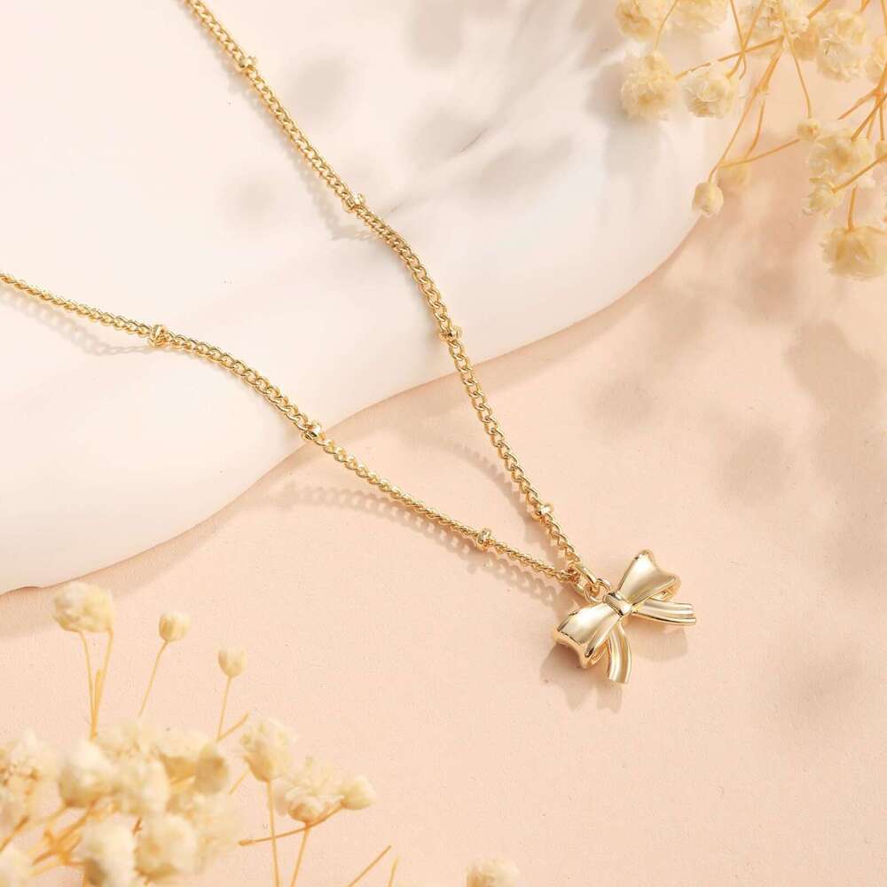 New smooth bow pendant women's collarbone chain, high-end temperament necklace, birthday gift