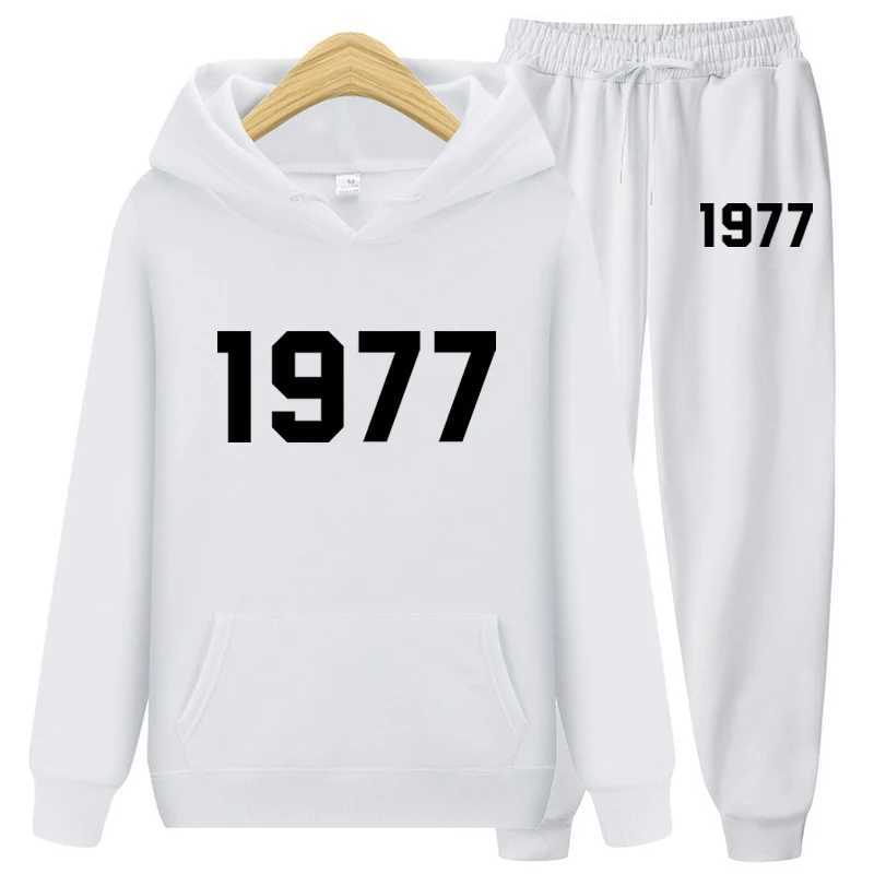 Men's Tracksuits 1977 Hoodie Two-Piece Sets Hoodie Set Men and Women Fashion Brand High Street Loose Fleece Autumn Winter Warm Hoodies+Pants Set 