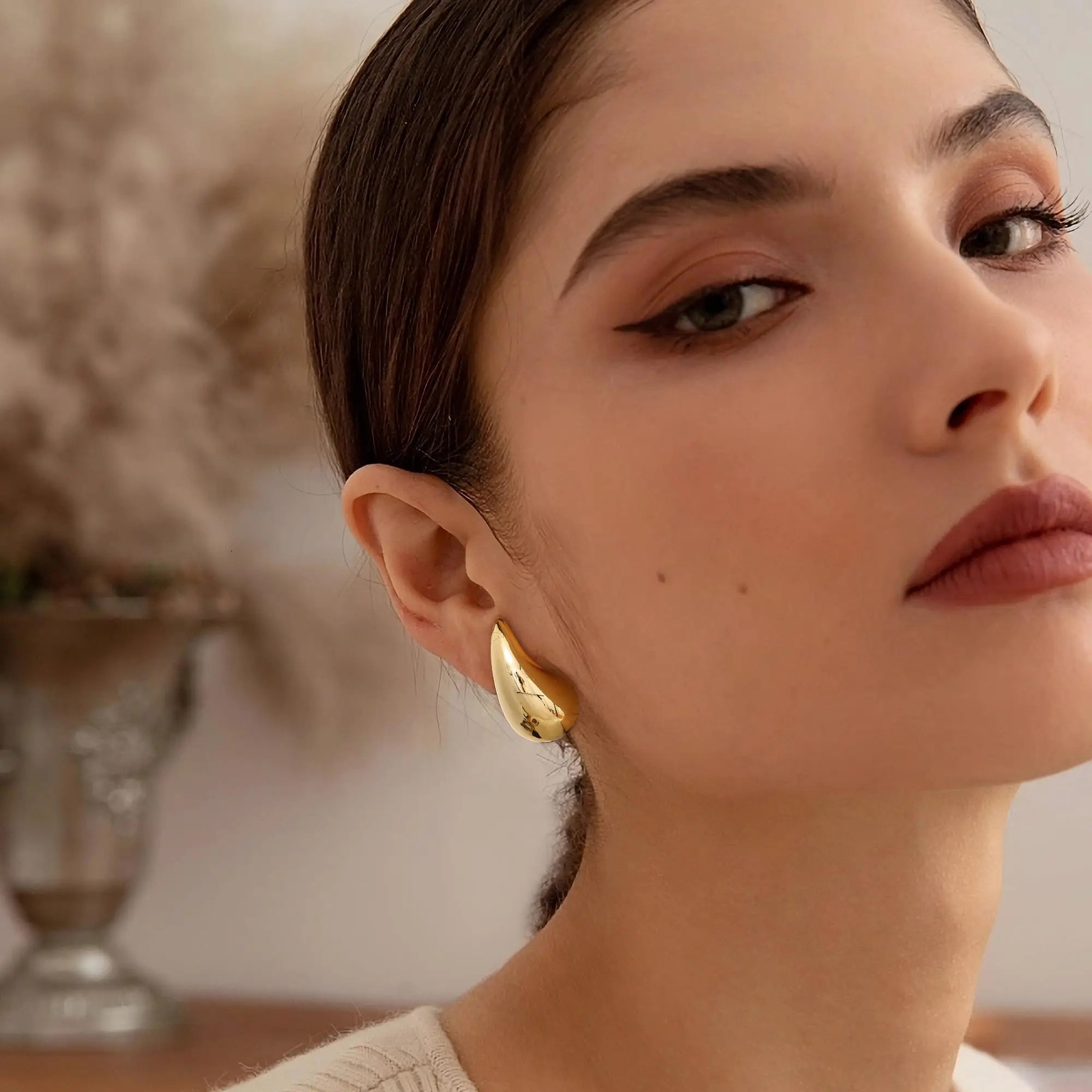 Shevalue Women Gold Teardrop Earrings Lady Chunky 14K Gold Plated Simple Water Drop Shape Earrings with 925 Sterling Silver Post 250225