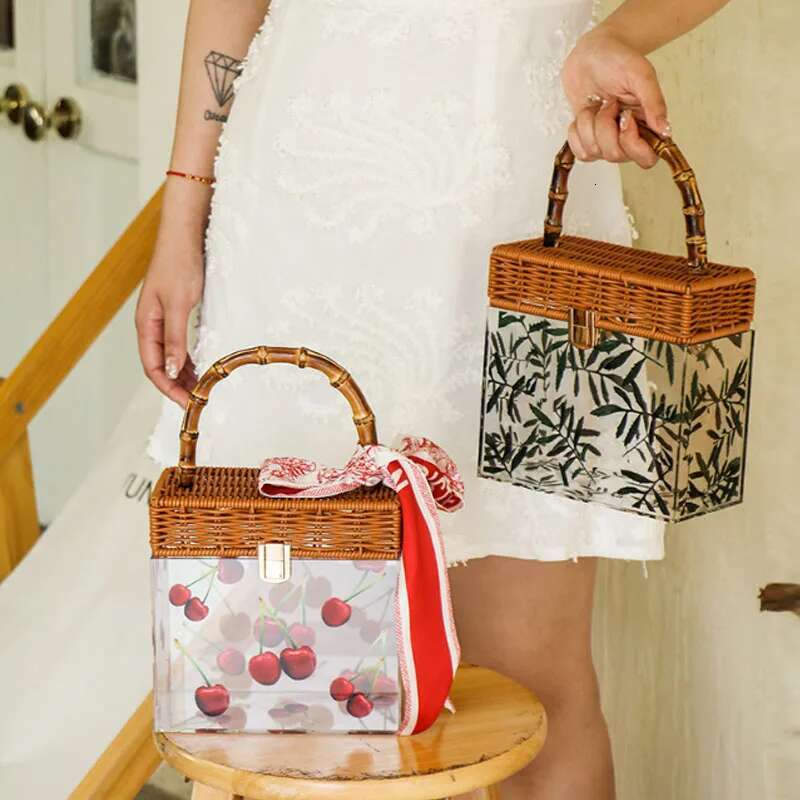 Hot Selg Acrylic Wholesale PVC Waterproof Handbag Fashionable Transparent Small Square Bag Shape With Hand Gift Box designer handbags women