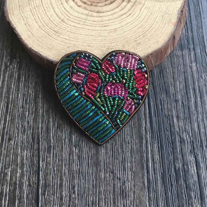 Rose heart atmospheric simple DIY hand-sewn silk plants flower brooch India 250225