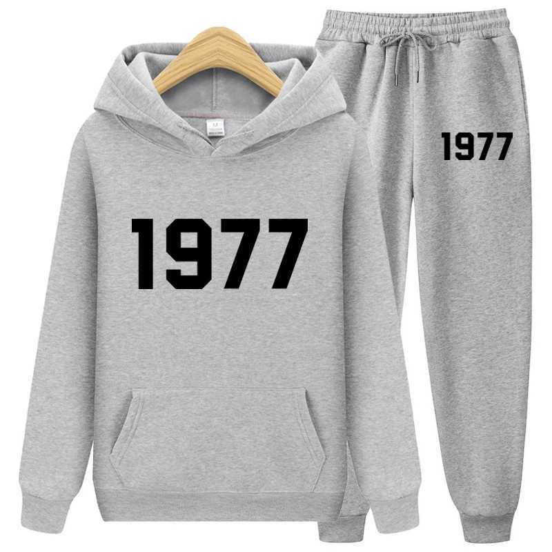 Men's Tracksuits 1977 Hoodie Two-Piece Sets Hoodie Set Men and Women Fashion Brand High Street Loose Fleece Autumn Winter Warm Hoodies+Pants Set 