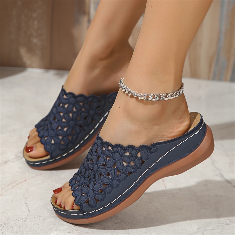 2025s Atikota Retro Wedge Shoes Women Sandals Fashion Thick Sole Hollow Breathable Lightweight Slippers