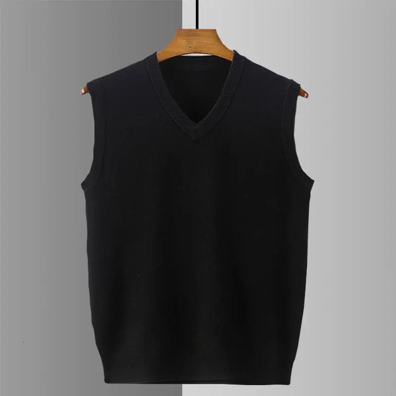 2023 SpringSummer Mens Casual Sweater Tank Top Vneck Sleeveless Knitted Comfortable Solid Color 250225