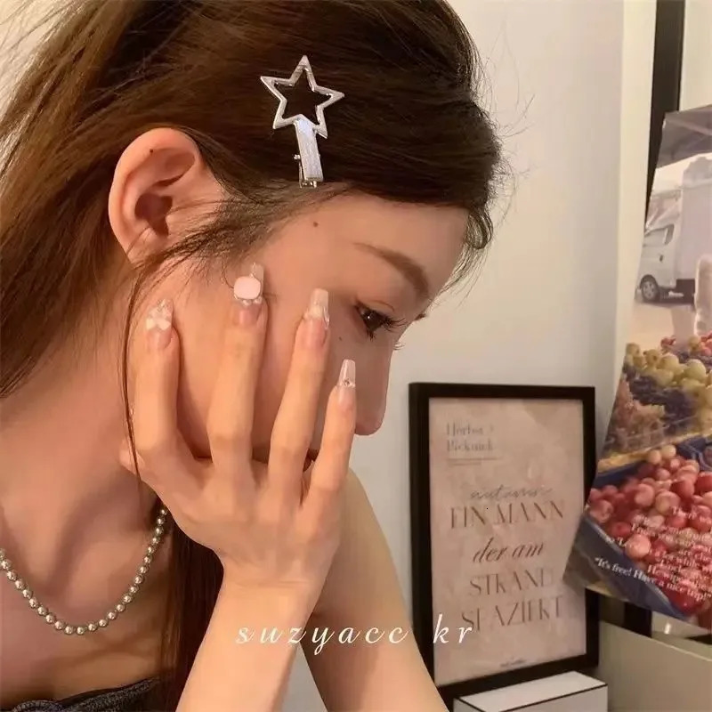 24PcsSet Y2K Silver Metal Hairpins for Women Girls Star Hair Clip Multiple Styles Seamless Duckbill Accessories 250218
