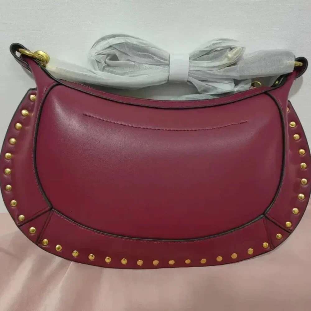 Small Niche Is Women's High-Quality Cowhide Half Moon Bag, Classic Light Willow Nail Single Shoulder Crossbody Bag