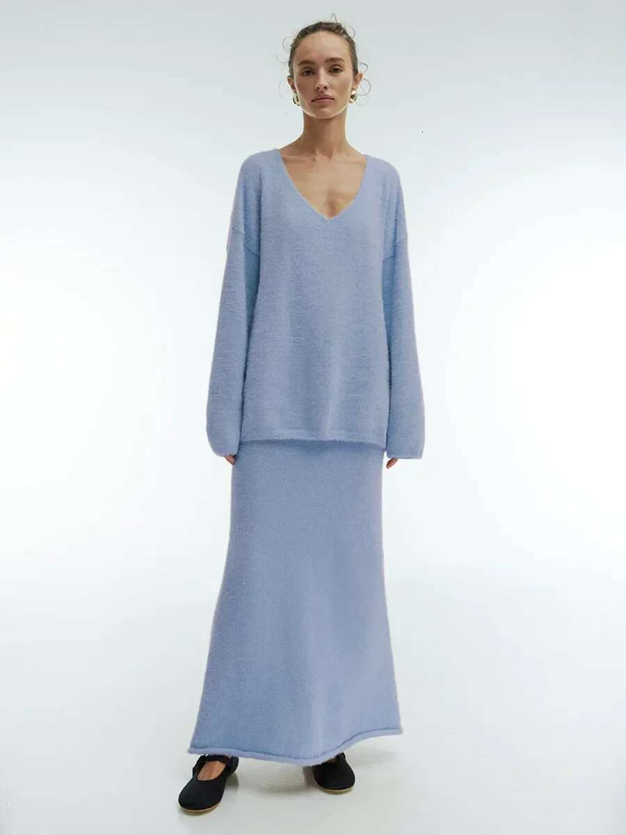 Bornladies Women Knitted V-Neck Sweater+Skirt Autumn Winter Thick Casual Sweater Warm Fashion Skirt Pullover 2 Pieces Sets