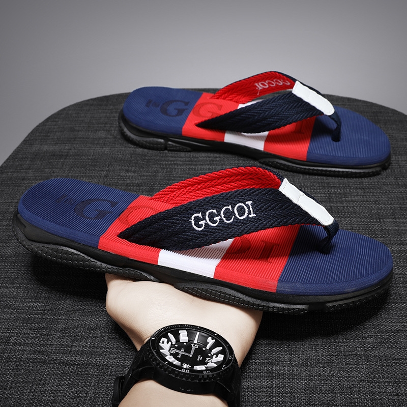 Free shipping 2025 new designer slippers for mens black fashion summer Beach Casual comfortable Flip Flops sandal size eur 38-45 daily wear outdoor