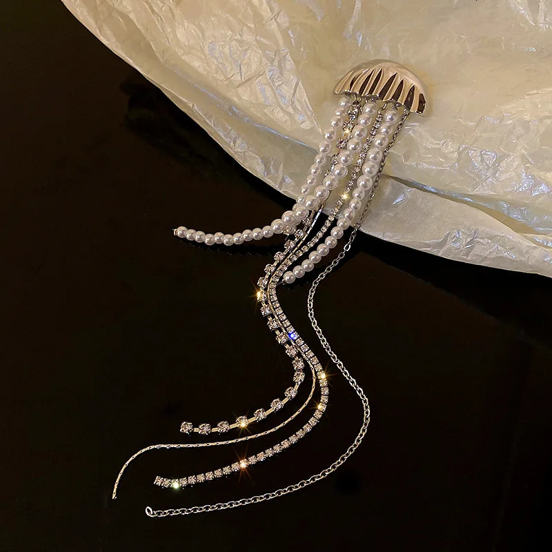 1 Piece Vintage Crystal Pearl Jellyfish Brooch For Women Personality Long Tassels Collar Brooches Earrings Accessories 250225