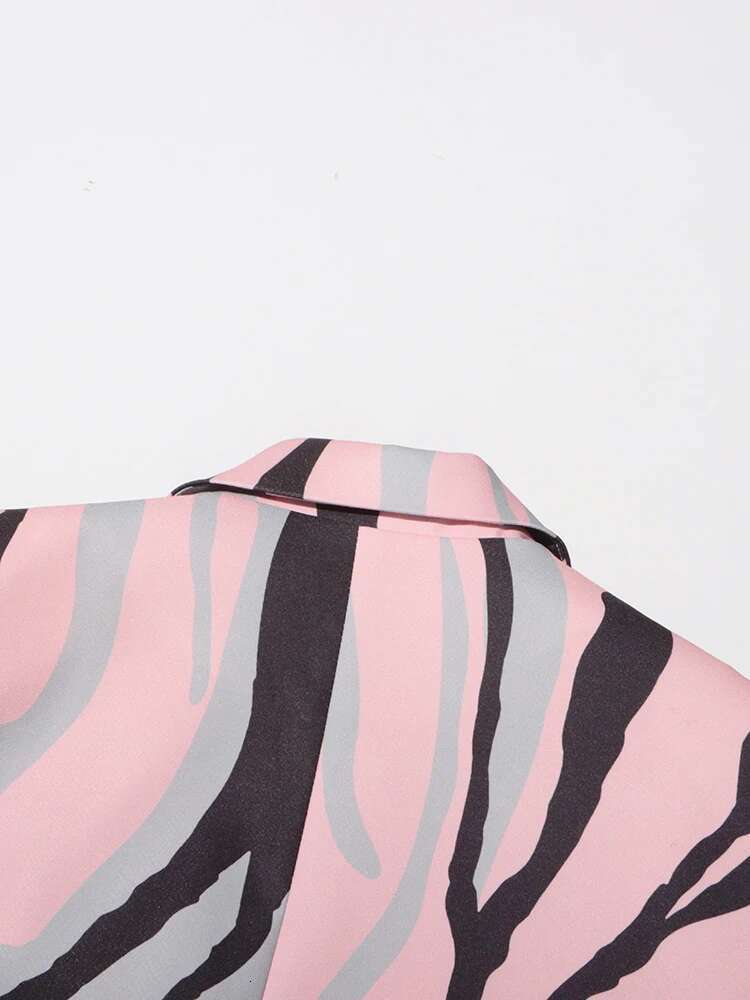 Hit Color Spliced Belt Chic Blazer For Women Notched Collar Long Sleeve Patchwork Button Elegant Coats Female New