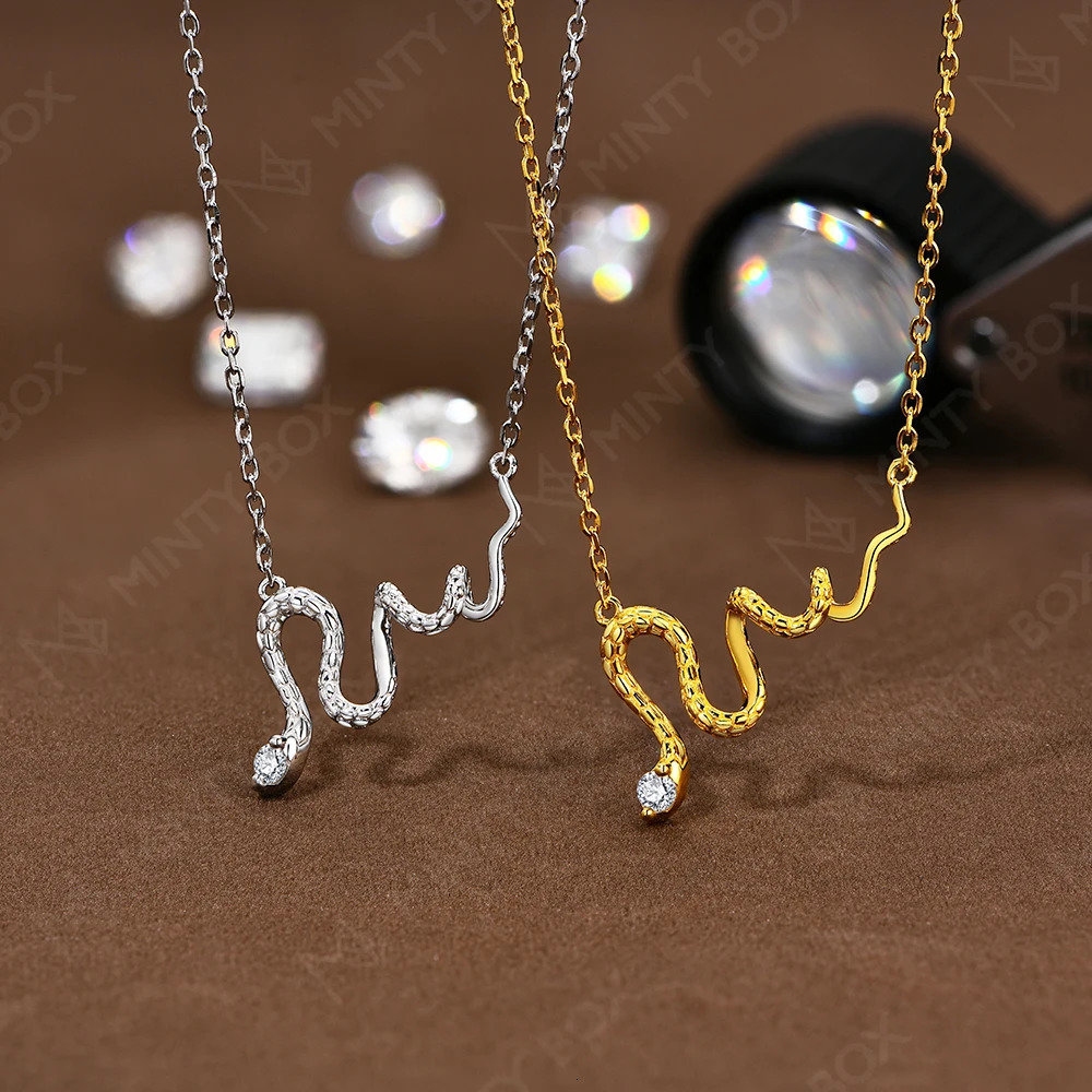 MINTYBOX S925 Silver D/VVS1 Laboratory Diamond Necklace 18k Gold Plated Snake Adjustable 45cm Suitable for Womens Wedding Jewelry 250220