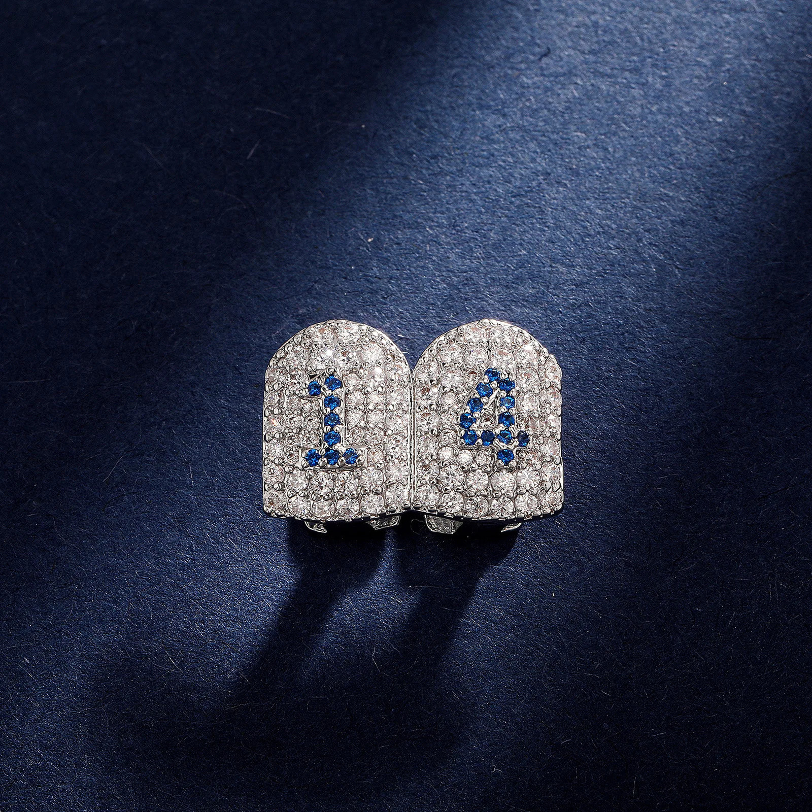 Blue Zircon Iced Out Teeth Hip Hop Top Bottom Grills Dental Mouth Punk Teeth Caps Cosplay Party TG107 250220