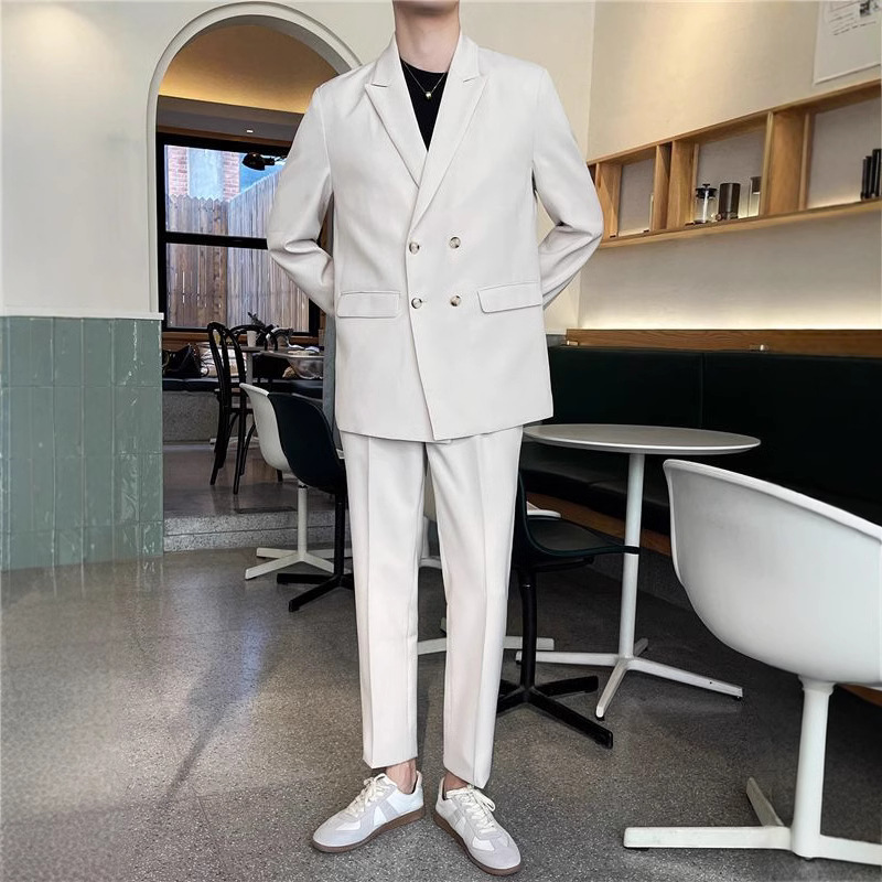 L226Stylish White Men's Business Attire - Modern Korean Cut for Everyday Elegance