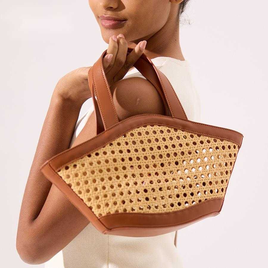 spring/summer handmade rattan mini handbag with hollowed out seaside beach shoulder crossbody bag, women's grass woven bag 250215