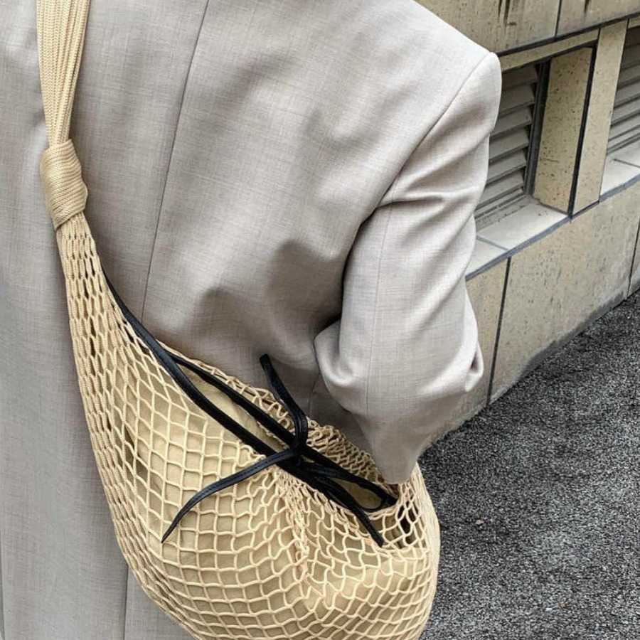 Internet Celebrity Same Style Fashionable Versatile Color Contrasting Casual Mesh Bag Weaving Bull Horn Design Single Shoulder Cross Shoulder Bag 2502