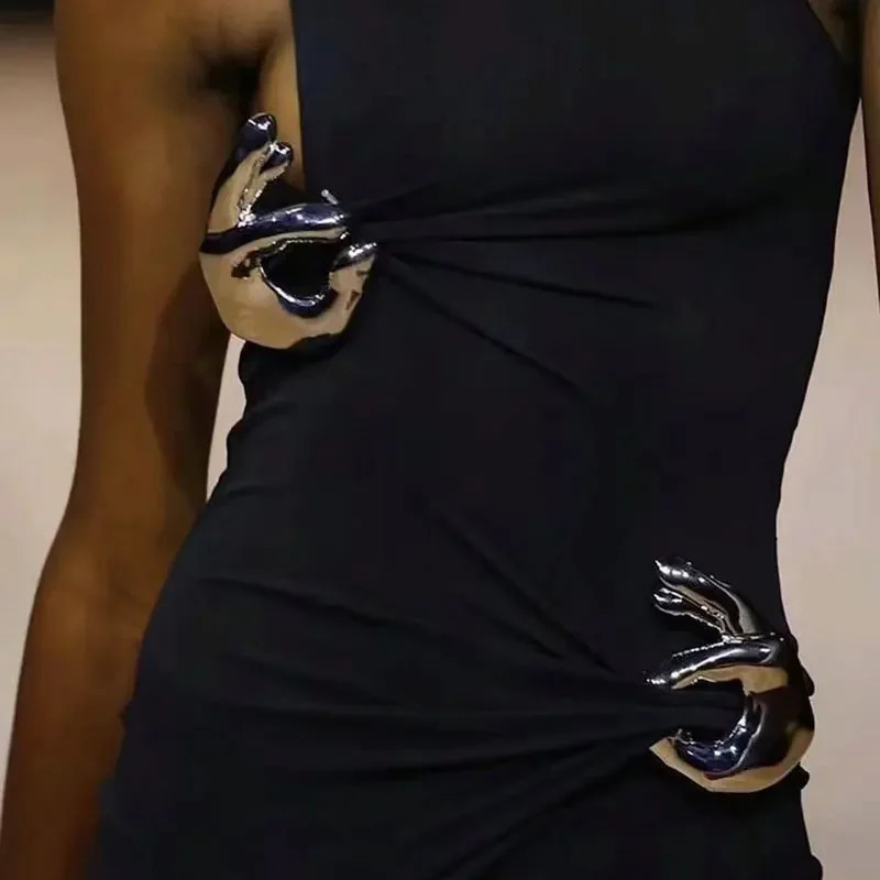 FFALCELL Niche High-end Metal OK Gesture Brooch Exquisite Fashion All-match Brooch Clothing Accessories 250225