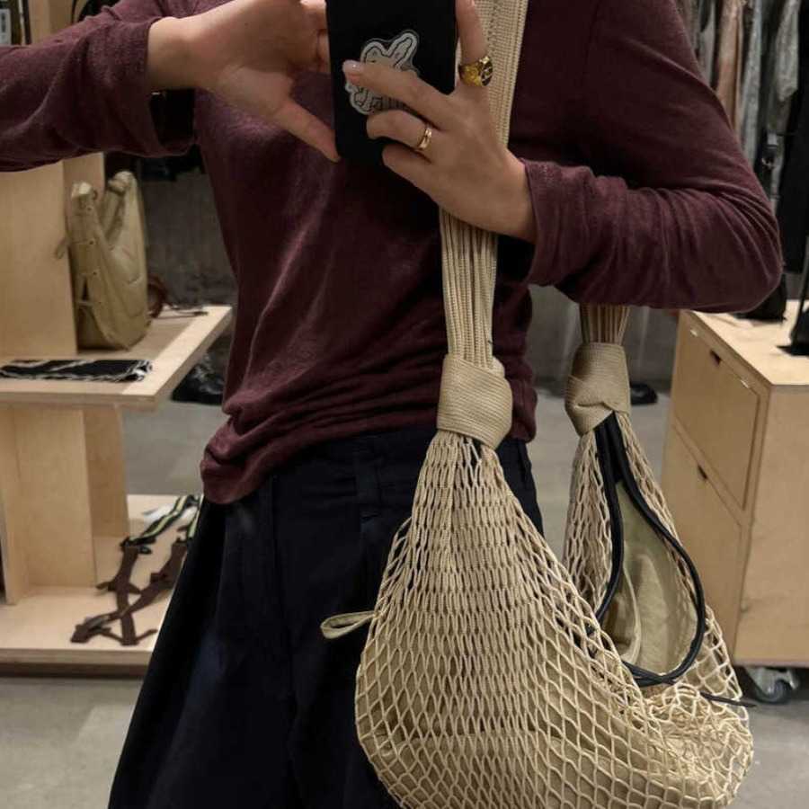 Internet Celebrity Same Style Fashionable Versatile Color Contrasting Casual Mesh Bag Weaving Bull Horn Design Single Shoulder Cross Shoulder Bag 2502