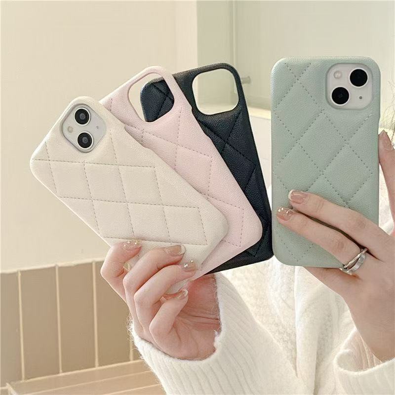 IPhone 1615 Promax Small Fragrant Style Lingge Luxury Apple 15 Lychee Pattern 13 Leather 12 Goddess Phone Case Classic Fashion Candy Color Phone Case