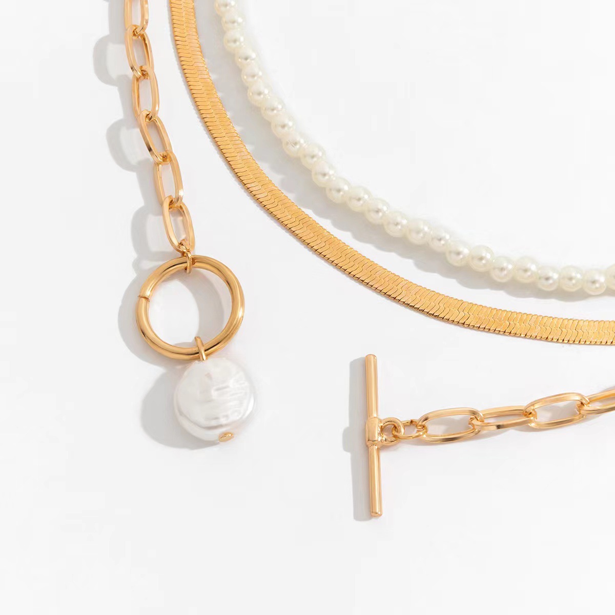 Europe and the United States cross-border jewelry temperament millet grain pearl collarbone necklace female hip-hop metal wind snake bone chain neckla