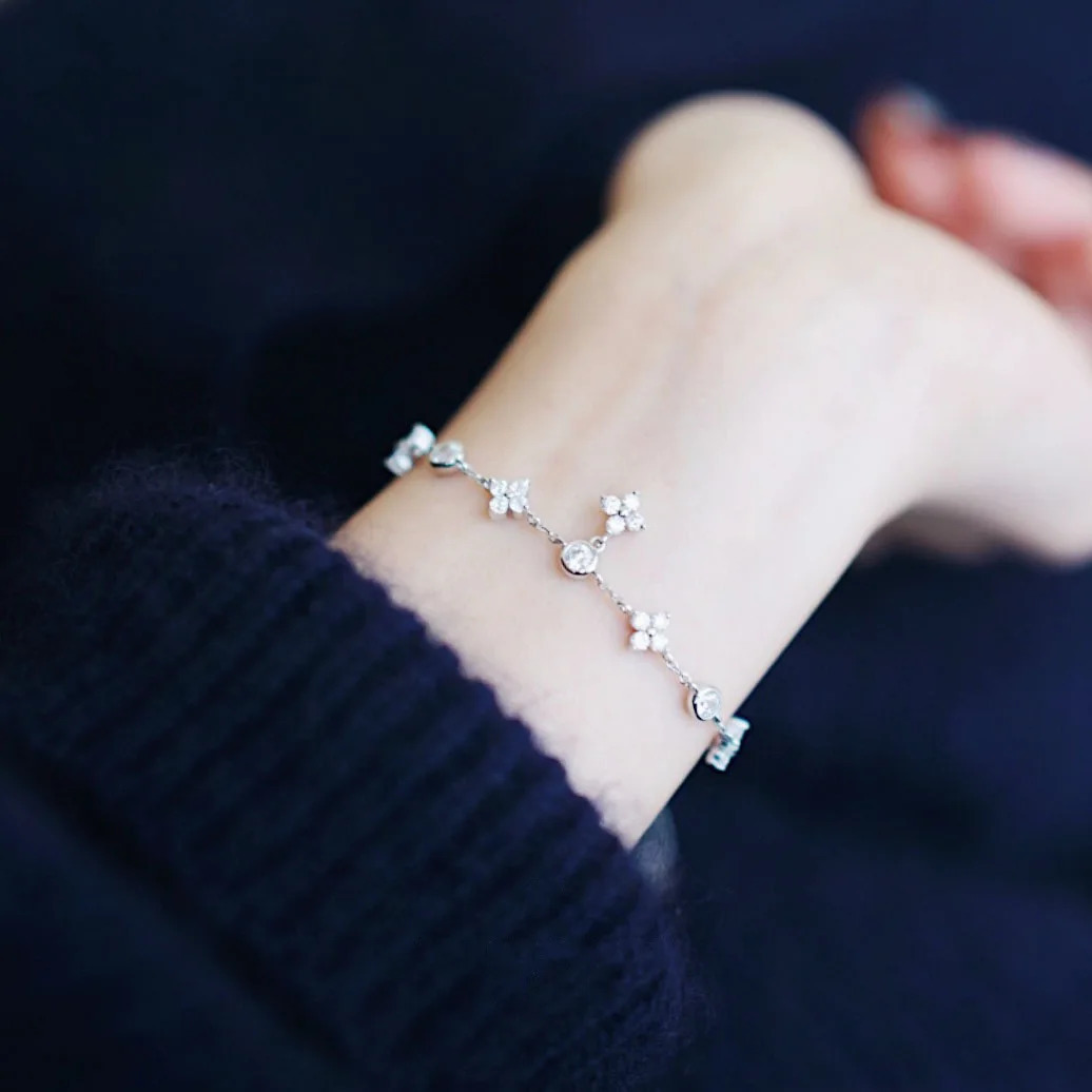 925 Sterling Silver Inlaid Zircon Delicate Flower Ornament Bracelet for Women Korean Temperament High Quality Jewelry Gift 250226
